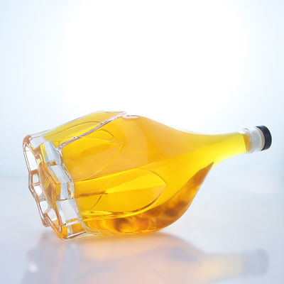 Bouteille à alcool à vis de verre à vis en relief pour whisky vodka tequila gin rum
