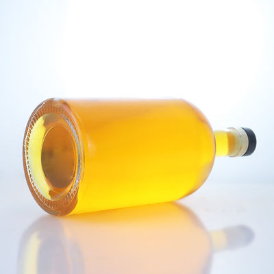 Logo personnalisé Bouteille en verre à vis de grande capacité pour whisky Vodka Tequila Gin Rum