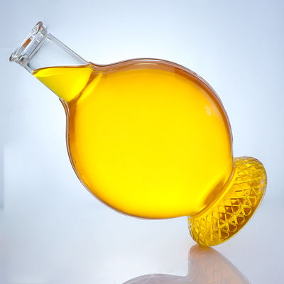 Bouteille en verre à bouchon de type liège pour le rhum, la vodka, le whisky, la tequila et le gin personnalisables