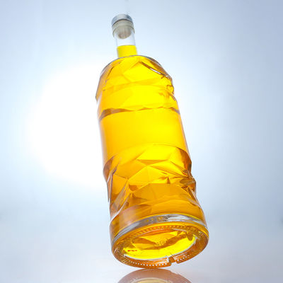 Bouteille en verre de liqueur avec logo personnalisable en relief et couleur de bouteille claire ou personnalisée
