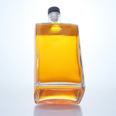 Bouteille en verre de 750 ml pour Gin Rum Brandy Forme personnalisée et matériau de base du bouchon de liège