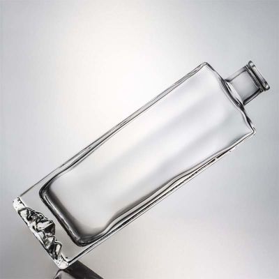 Super Flint Glass Custom Mountain Base 750 ml Whisky Rum Bouteille en verre de liqueur pour le vodka gin
