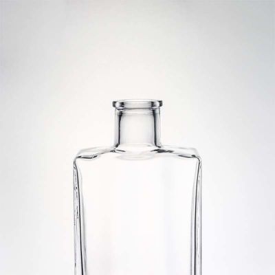 Super Flint Glass Custom Mountain Base 750 ml Whisky Rum Bouteille en verre de liqueur pour le vodka gin