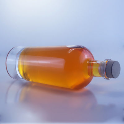 Bouteille en verre de 750 ml avec bouchon de liqueur et capuchon personnalisé