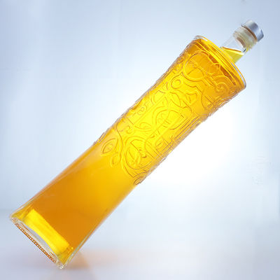 Bouteille en verre pour alcool industriel à la forme unique et au matériau en relief de super-frit