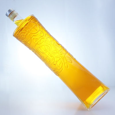 Bouteille en verre pour alcool industriel à la forme unique et au matériau en relief de super-frit