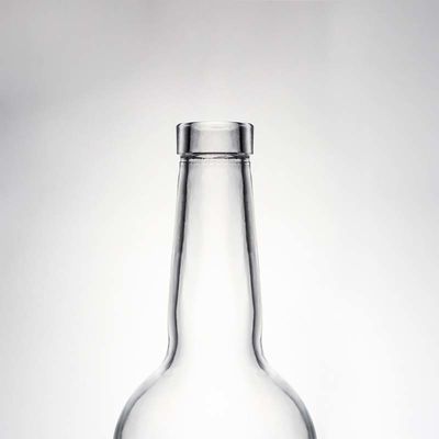 Collier en verre à logo personnalisé Bouteille ronde d'alcool de 700 ml pour vodka brandy whisky et plus
