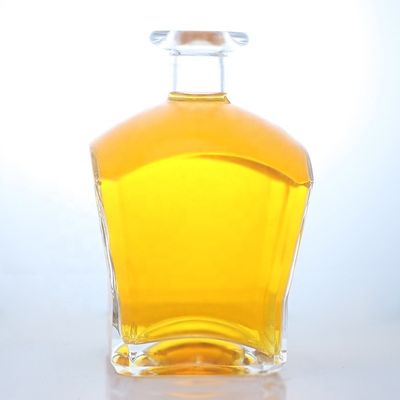 Collier en verre Matériau Forme carrée Whisky Vodka Tequila Brandy Gin Rum Bouteille avec liège