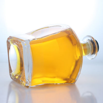 Collier en verre Matériau Forme carrée Whisky Vodka Tequila Brandy Gin Rum Bouteille avec liège