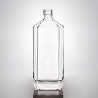 Verre de qualité alimentaire 700 ml 750 ml Rhum Vodka Whisky Tequila Bouteille de gin avec bouchon personnalisé