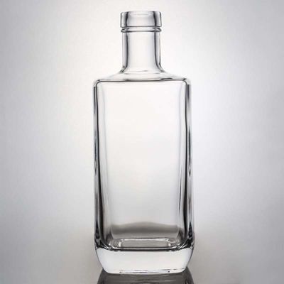 Bouteille d'alcool en verre carré élégante 700 ml 750 ml pour whisky vodka Gin Collier Matériau verre