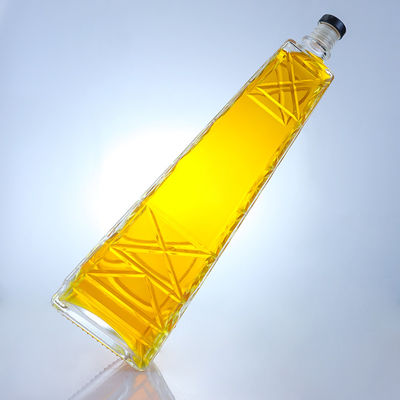 Bouteille en verre de whisky avec bouchon à vis
