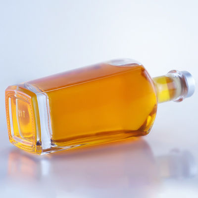 Couleur de la bouteille Claire 750 ml Bouteille en verre en forme unique pour Gin Rum Champagne Brandy Whisky