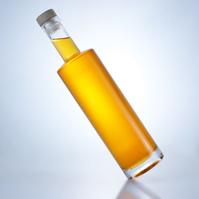 Bouteille en verre cylindrique de 700 ml pour le cognac, le whisky, le gin, le rhum, le champagne, le flint clair
