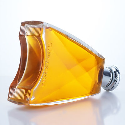 Matériau de la carrosserie: verre 700 ml, bouteille de flint clair pour le gin, le rhum et le whisky de champagne