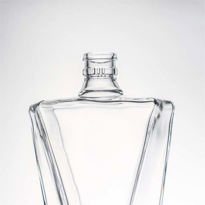 Brandy Champagne Gin Tequila Bouteille en verre 700 ml avec bouchon de liège et logo personnalisé