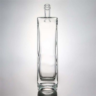 Matériau du corps Bouteille de whisky en forme carrée de verre de 1000 ml avec du silex et du liège