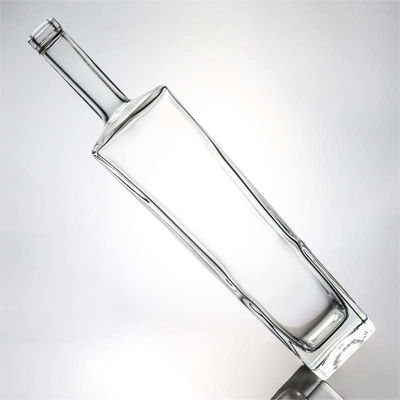 Matériau du corps Bouteille de whisky en forme carrée de verre de 1000 ml avec du silex et du liège