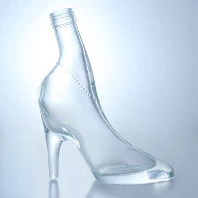 Un design unique en verre flint 500 ml 750 ml vodka gin whisky brandy bouteille vide avec liège