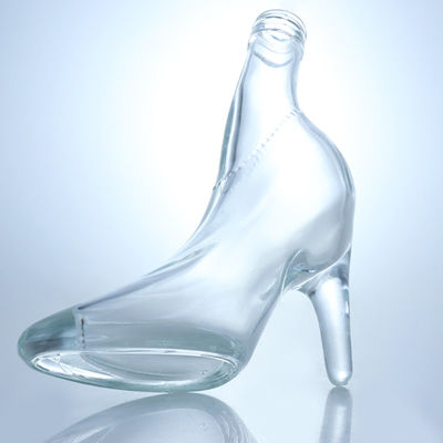 Un design unique en verre flint 500 ml 750 ml vodka gin whisky brandy bouteille vide avec liège