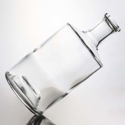 Bouteille en verre de 750 ml à 1000 ml en forme ronde avec liège de bois pour le whisky