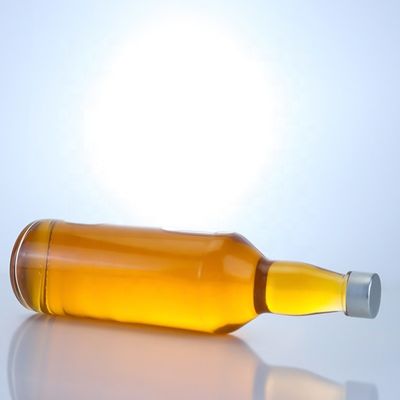 Capille à vis personnalisée 500 ml 700 ml Tequila clair de flint Whisky Vodka Bouteille en verre
