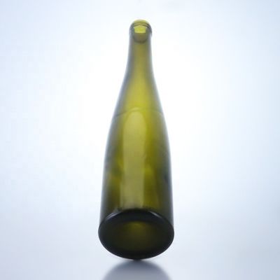 520 ml / 700 ml Bouteille de verre vert antique élégante pour le whisky Vodka Tequila Gin Rum