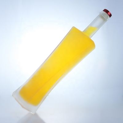 750 ml bouteilles en verre de vodka et de whisky avec liège pour le collier de stockage de boissons