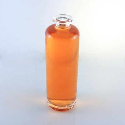 Bouteille en verre de flint ronde unique de 750 ml avec logo personnalisé et liège