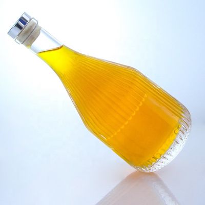 Bouteille de whisky en verre 500 ml 750 ml 1000 ml en forme spéciale avec logo personnalisé