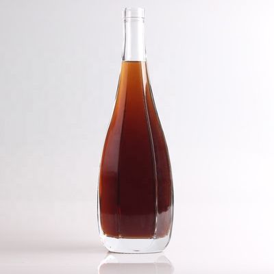 750 ml de verre de flint transparent Liquore vide Rum Gin Spiritueux Vodka Tequila Bouteilles avec liège