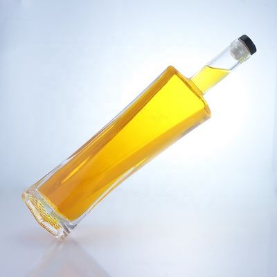 Bouteille en verre transparent de 500 ml 750 ml 1000 ml avec bouchon à vis Matériau de base pour boissons industrielles