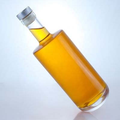 Bouteille transparente en verre avec liège pour le whisky, la vodka, la tequila, le gin et le rhum 500 ml/700 ml