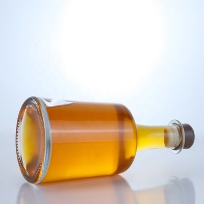 Manipulation de surface Estampage à chaud Bouteille en verre avec liège pour vodka Gin rhum Whisky