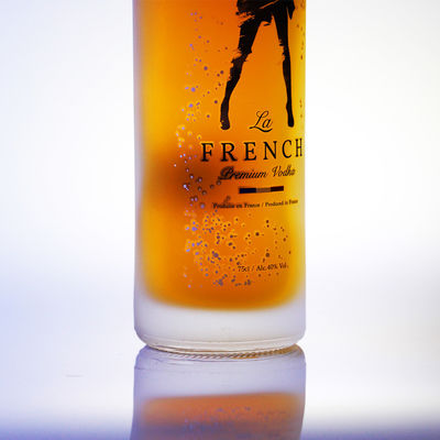 Vente en gros 750 ml 1000 ml glacé bouteille en verre décal pour la bière Vodka Whisky spiritueux