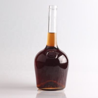 Bouteilles en verre de silex à fond épais et à cou long sur mesure pour la vodka, le gin, le rhum et le champagne