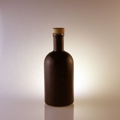500 ml 750 ml bouteille de verre vide avec liège vernis personnalisé Vodka Tequila Liquor