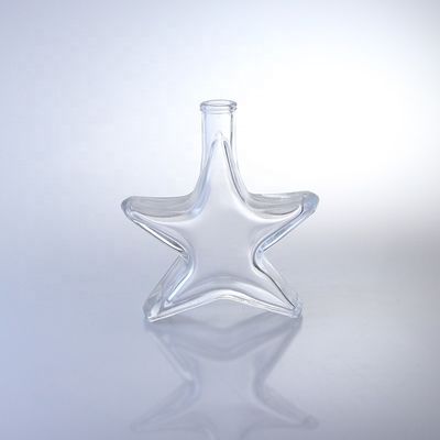 Bouteille en verre de whisky en forme spéciale avec finition en verre