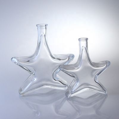 Bouteille en verre de whisky en forme spéciale avec finition en verre