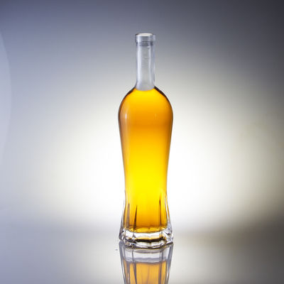 Bouteille en verre personnalisée de 750 ml Poids Matériau de base verre 500 ml Bouteille en verre pour le whisky