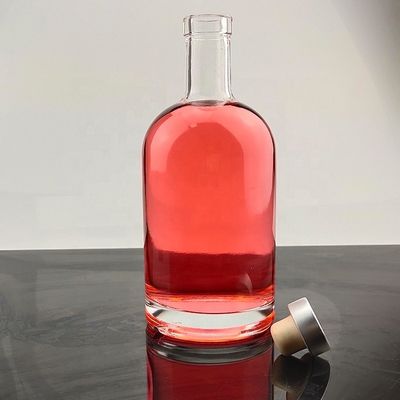Bouteille en verre de 70cl à 75cl avec logo personnalisé