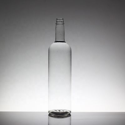 Graver une bouteille en verre de 1 litre avec un bouchon en liège pour du whisky liquide
