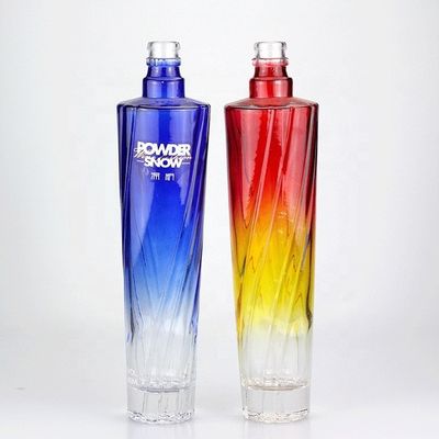 750 ml Bouteille en verre bleu carré avec couleur dégradée et capuchon à vis