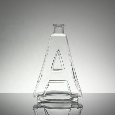 Bouteille en verre en forme de corps de belle femme avec type d'étanchéité en liège