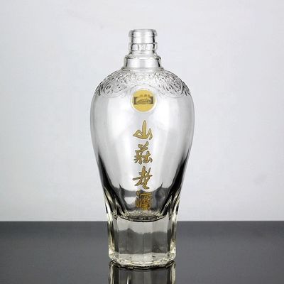 Type d'étanchéité en verre CROWN CAP 500 ml 750 ml Bouteille de ginseng à base de liqueur médicamenteuse