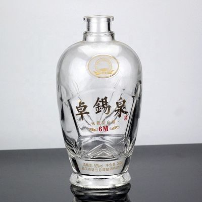 Type d'étanchéité en verre CROWN CAP 500 ml 750 ml Bouteille de ginseng à base de liqueur médicamenteuse