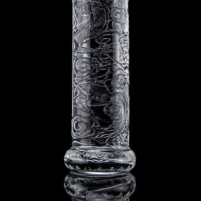 Belle bouteille en verre en relief de dragon avec couvercle en or Logo personnalisé et base en verre