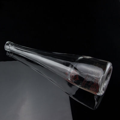 Impression à écran en forme de cône Vodka Whisky Liquor Bouteille en verre 750 ml avec verre Super Flint